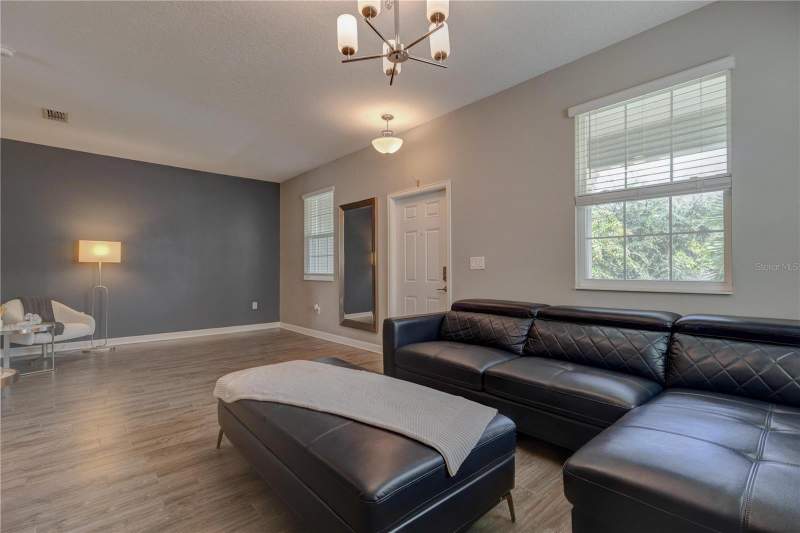 3 bedroom Townhouse at 15066 Book Club Road, Storey Grove Ph 1B-3, Winter Garden — photo 4