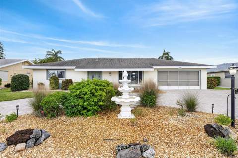 1516 New Bedford Drive, Sun City Center FL - photo 7 of 90