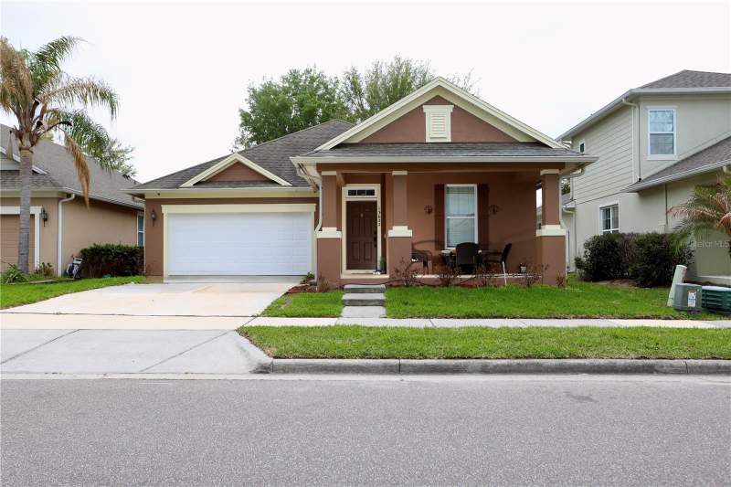 3 bedroom Single Family Residence at 13622 Darchance Road, Enclave/Berkshire Park B G H I, Windermere — photo 2