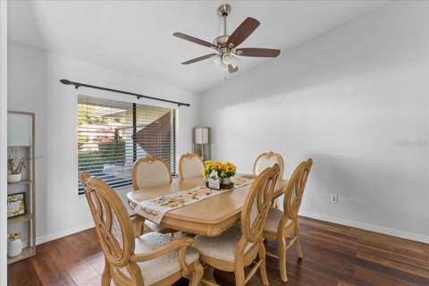 905 Stratford Manor Drive, Brandon FL - photo 6 of 6