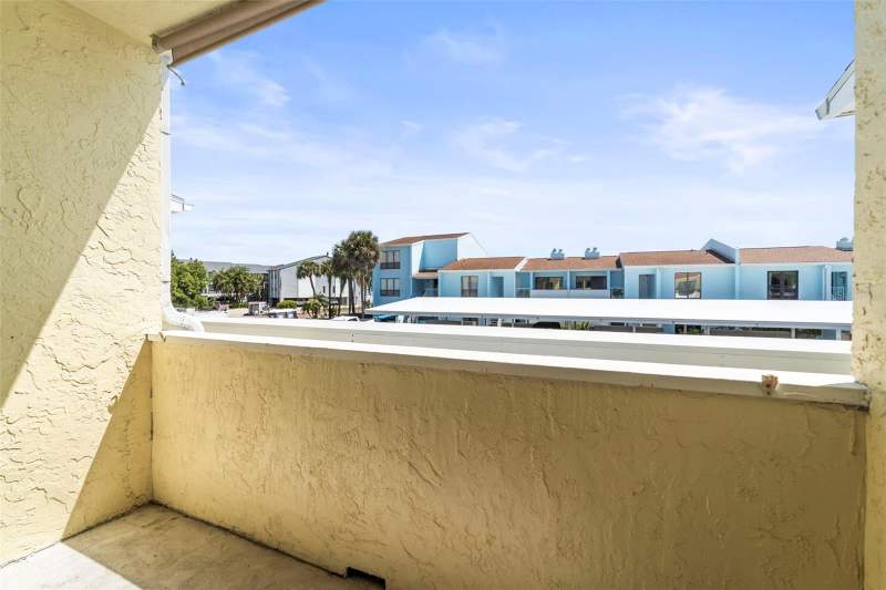 2 bedroom Condominium at 1 Windrush Boulevard #24, Windrush Cove Ph 1 Condo, Indian Rocks Beach — photo 3