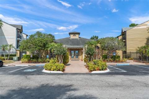 1932 Lake Atriums Circle #69, Orlando FL - photo 15 of 17
