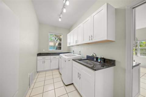 569 Juan Anasco Drive, Longboat Key FL - photo 20 of 81
