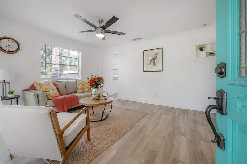 3 bedroom Single Family Residence at 2118 S Venus Street, Sunset Camp, Tampa — photo 2