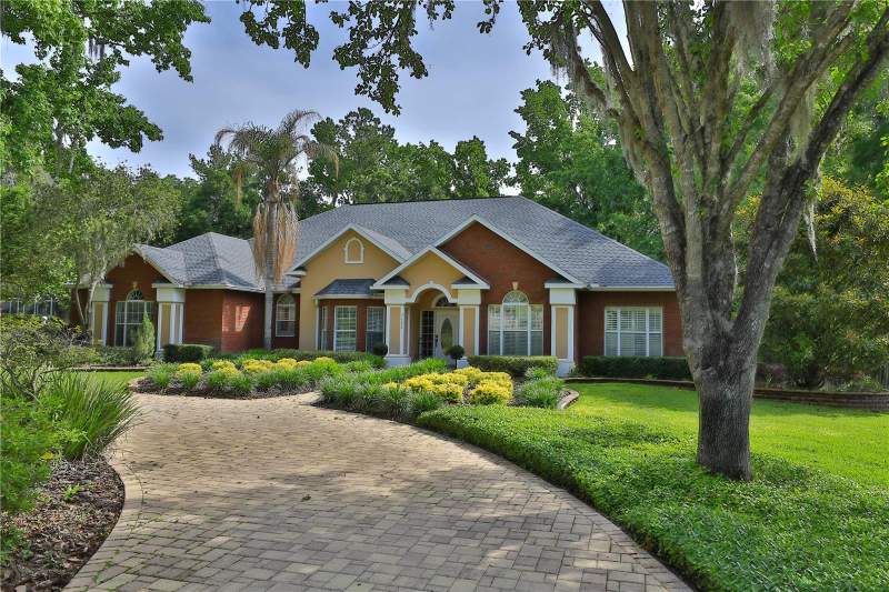 4 bedroom Single Family Residence at 7122 SE 12th Circle, Country Club/Ocala Un 01, Ocala — photo 5