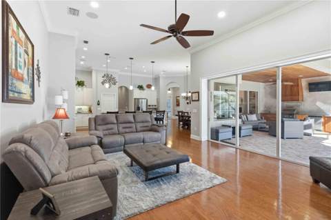 15108 Kestrelglen Way, Lithia FL - photo 17 of 55
