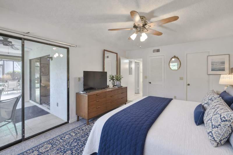 2 bedroom Condominium at 1305 Spry Court, Golf Villas Of Sun City Center, Sun City Center — photo 3