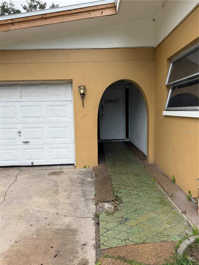 4 bedroom Single Family Residence at 1330 Emily Court, Brookhill Unit 4 Rep, Clearwater — photo 4