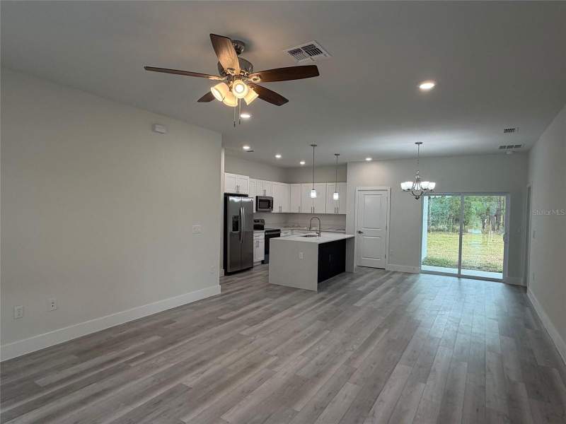 4 bedroom Single Family Residence at 1939 SW Viburnum Road, Rainbow Lakes Estate, Dunnellon — photo 2