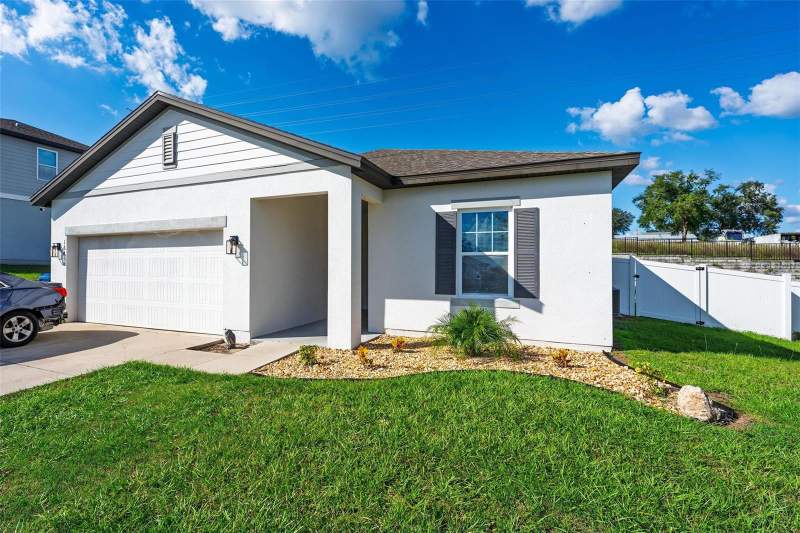 4 bedroom Single Family Residence at 16430 Bloom Court, Cherry Lake Landing, Groveland — photo 2