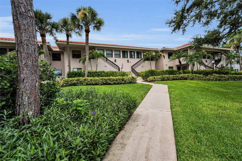 2 bedroom Condominium at 1813 Mariner Drive #146, Tarpon Cove Condo, Tarpon Springs — photo 3