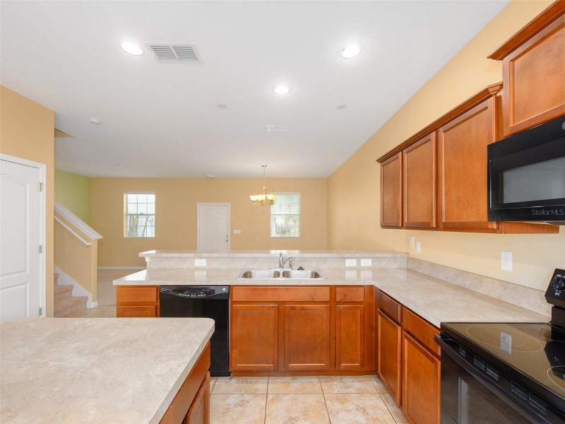 3 bedroom Townhouse at 1300 Seburn Road, Emerson Park A B C D E K L M N, Apopka — photo 5