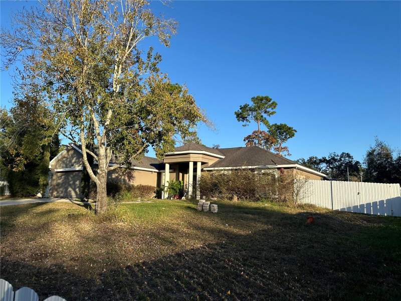 4 bedroom Single Family Residence at 11382 Mahopac Road, Royal Highlands, Weeki Wachee — photo 3