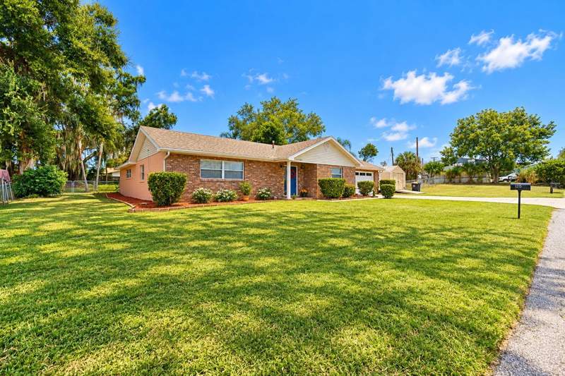 3 bedroom Single Family Residence at 1215 Fairlane Court, Winter Haven, Winter Haven — photo 4