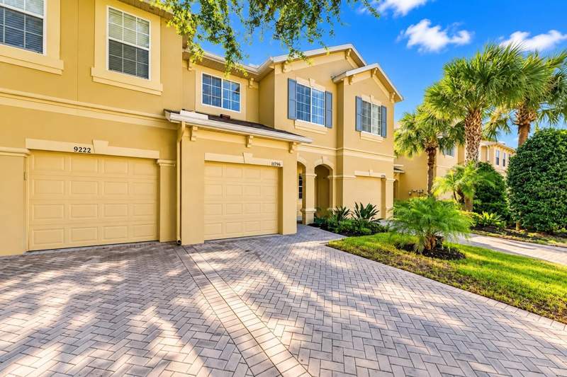 3 bedroom Townhouse at 9234 Stone River Place, River Walk, Riverview — photo 2