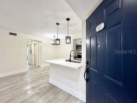 5140 Conroy Road #27, Orlando FL - photo 6 of 45