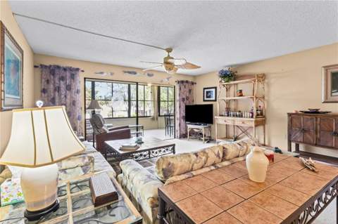 521 Lakeside Drive, Bradenton FL - photo 12 of 41