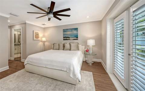 121 Holly Avenue, Sarasota FL - photo 24 of 41