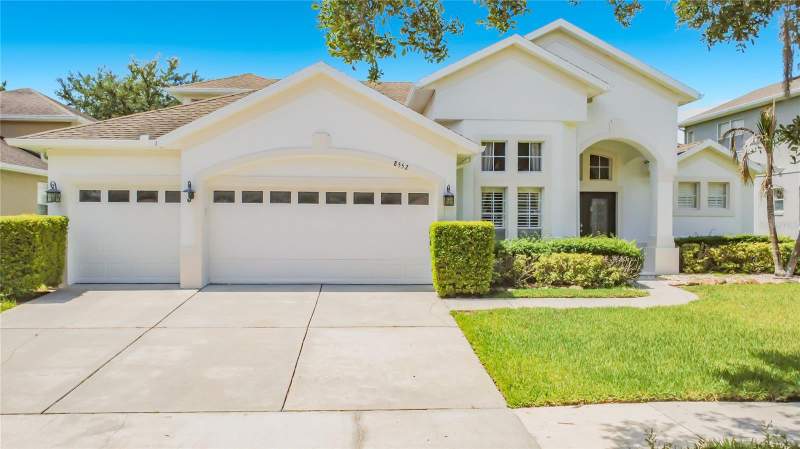 8552 KESWICK POINTE DRIVE home for sale in Vista Lakes Village N-15 Carlisle