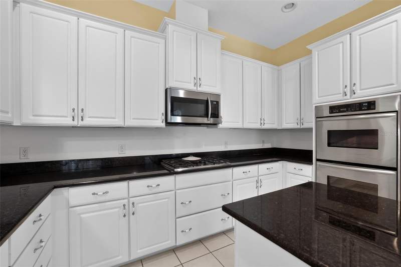 3 bedroom Single Family Residence at 10104 Balcony Street, Longleaf Neighborhood 02 Ph 02, New Port Richey — photo 5