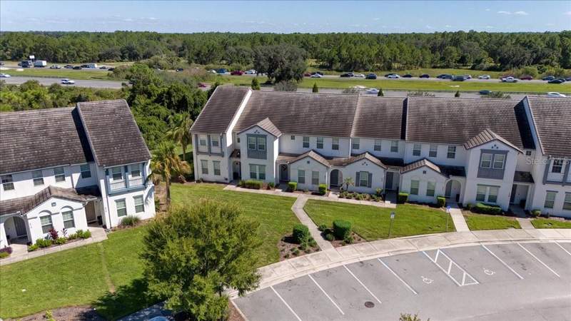 4 bedroom Townhouse at 390 Captiva Drive, Festival Ph 1, Davenport — photo 3