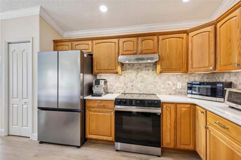 8146 SE 177th Winterthur Loop, The Villages FL - photo 15 of 48