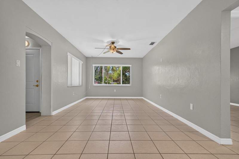 3 bedroom Single Family Residence at 10840 50th Avenue, Edgewater Estates, St Petersburg — photo 4