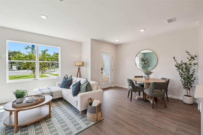 3 bedroom Townhouse at 2253 Rita Lane, Fish Lake Cove, Kissimmee — photo 2