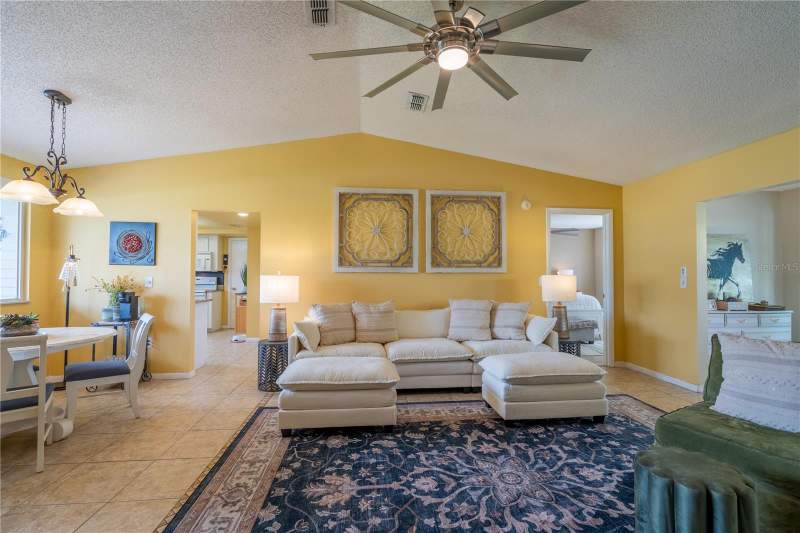 3 bedroom Single Family Residence at 10839 SW 87th Terrace, Oak Run Nbrhd 02, Ocala — photo 5