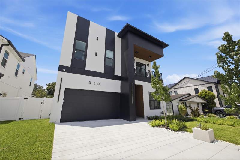 5 bedroom Single Family Residence at 810 W Braddock Street, Suburb Royal, Tampa — photo 2