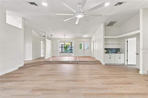 9429 Cobbler Court, Weeki Wachee FL - photo 12 of 45