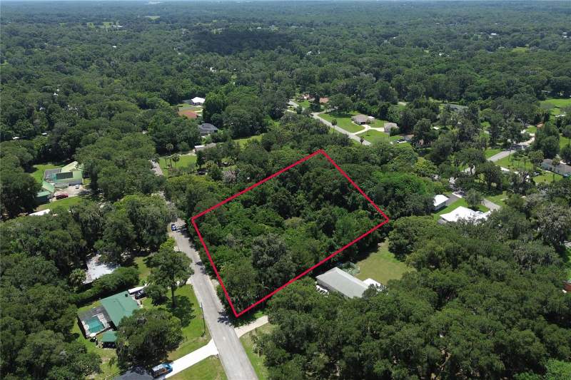 3 bedroom Single Family Residence at 1820 Carr Street, Stifflers Lt 28 Dupont & Gaudry Grant, Deland — photo 2