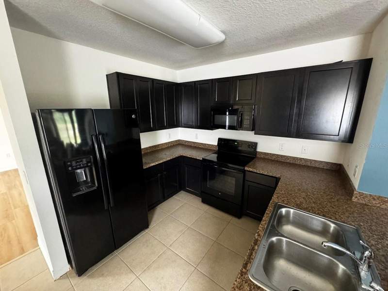 3 bedroom Single Family Residence at 10526 Whispering Hammock Drive, Sanctuary Ph 2, Riverview — photo 4