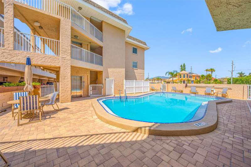 2 bedroom Condominium at 3100 Gulf Boulevard #132, Gulf Belleair Beach Condo, Belleair Beach — photo 5