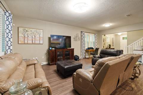 5840 Marmalade Lane, Seminole FL - photo 12 of 51