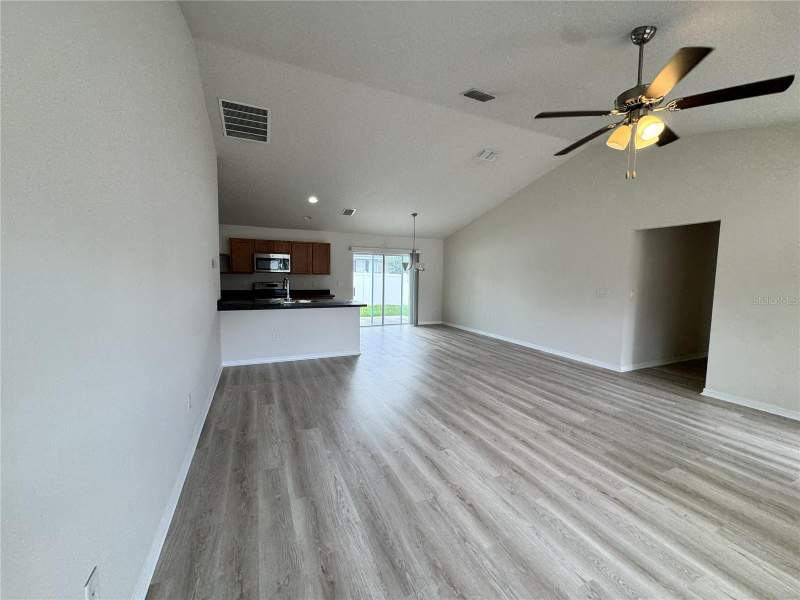 3 bedroom Single Family Residence at 15492 SW 34th Court Road, Marion Oaks Un 2, Ocala — photo 4