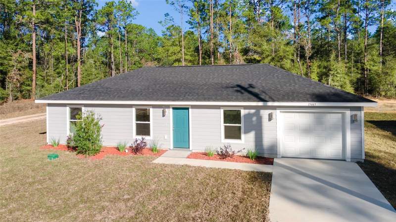 3 bedroom Single Family Residence at 24277 NW Geranium Avenue, Rainbow Lakes Estate, Dunnellon — photo 3