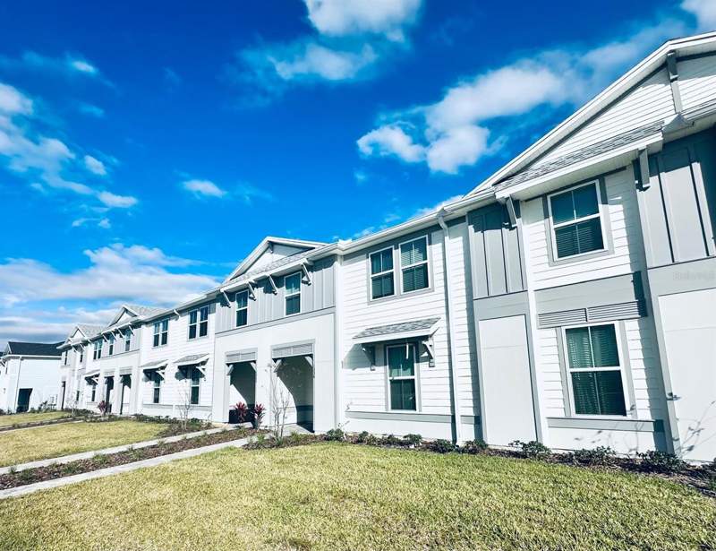 5 bedroom Townhouse at 1256 BLUE PARADISE DRIVE, WINDSOR CAY, CLERMONT — photo 2