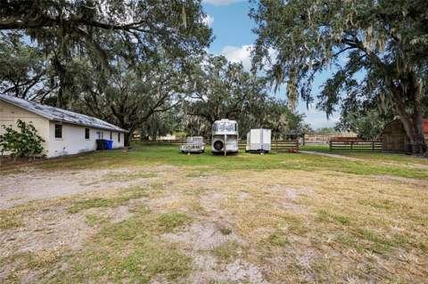 1521 Cre Road, Dover FL - photo 23 of 33