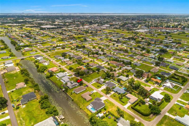 4 bedroom Single Family Residence at 1121 NE 11th Terrace, Cape Coral, Cape Coral — photo 5