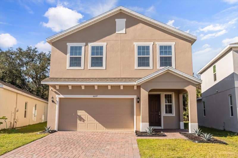 5277 ROYAL POINT AVENUE home for sale in Cypress Hammock