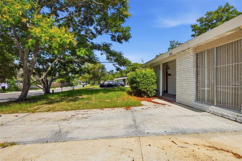 3 bedroom Single Family Residence at 5312 Coventry Drive, Pine Ridge Estates, Orlando — photo 2