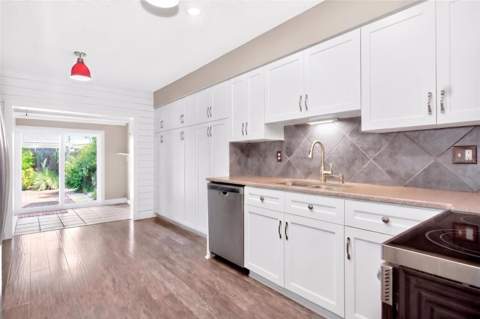 2524 W Brook Lane, Clearwater FL - photo 16 of 51