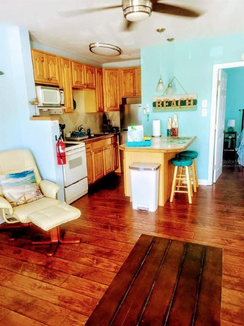 1 bedroom Condo - Hotel at 13343 Gulf Boulevard #C-12, Wave Resort Condo The, Madeira Beach — photo 4