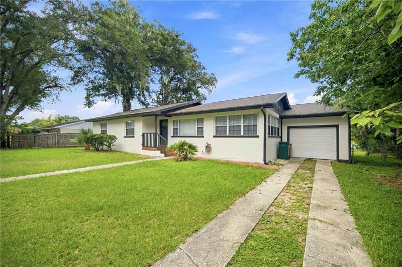 4 bedroom Single Family Residence at 3517 NE 12th Street, Ocala Gardens, Ocala — photo 4