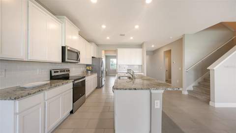 5728 Woodland Sage Drive, Sarasota FL - photo 13 of 67