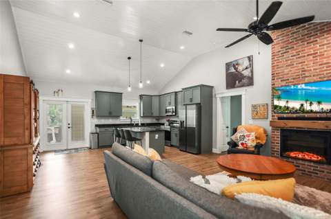 7218 Southeast Avenue, Webster FL - photo 12 of 64