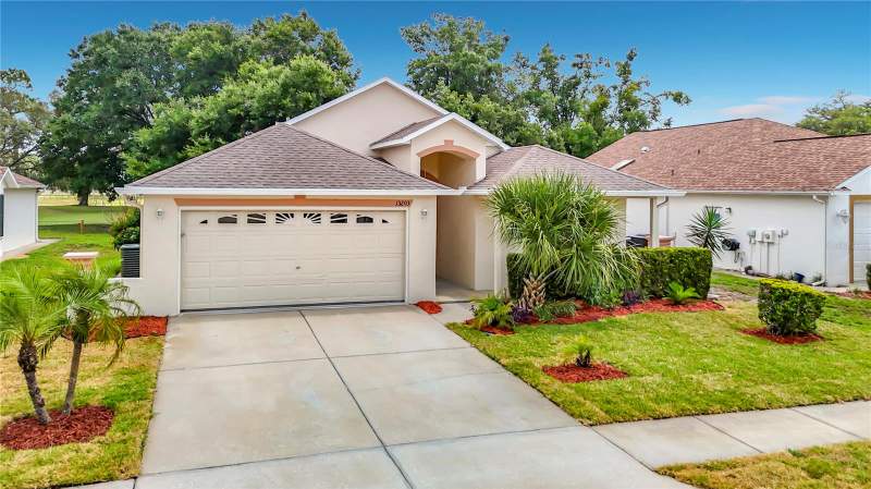 3 bedroom Single Family Residence at 13203 Golf Ridge Place, Meadow Oaks, Hudson — photo 4