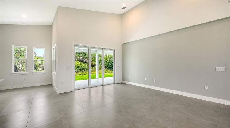 4 bedroom Single Family Residence at 8181 Tecumseh Circle, Port Charlotte Sec 093, Port Charlotte — photo 4