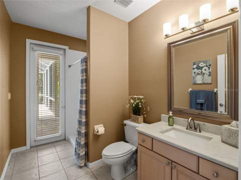 17422 Heather Oaks Place, Tampa FL - photo 15 of 78